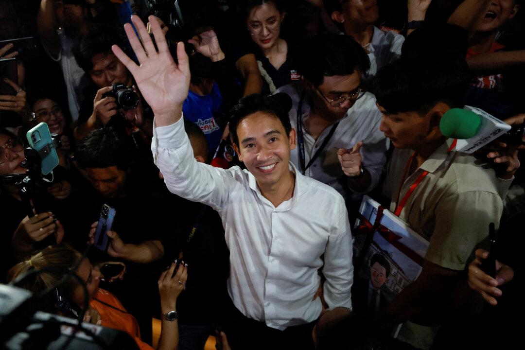 Thailand’s PM Frontrunner Faces Election Probe Over Shares in Media Firm