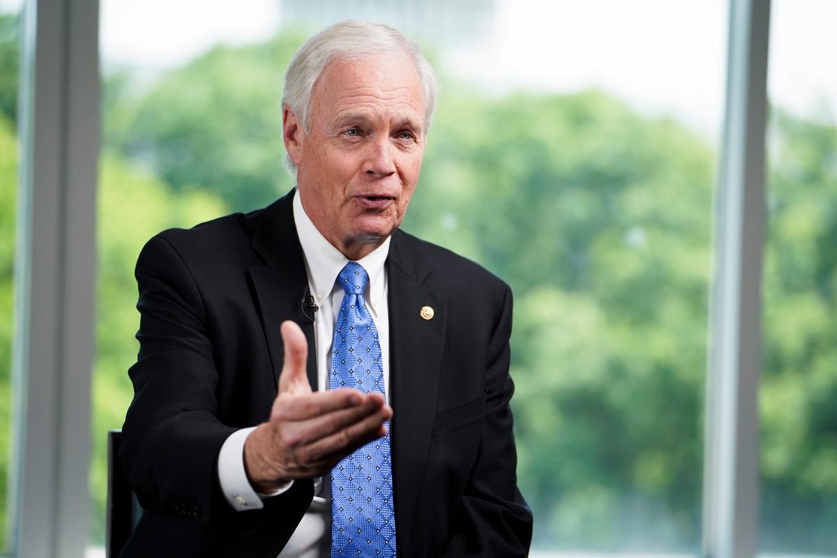Sen. Ron Johnson on COVID Response: Government Ignored Science, Embraced Vaccine Agenda