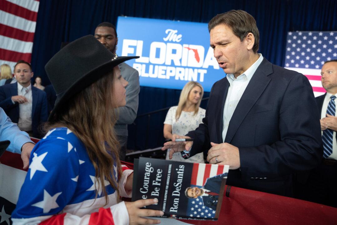 DeSantis Spokesman’s Resignation Telegraphs 2024 Presidential Race Announcement
