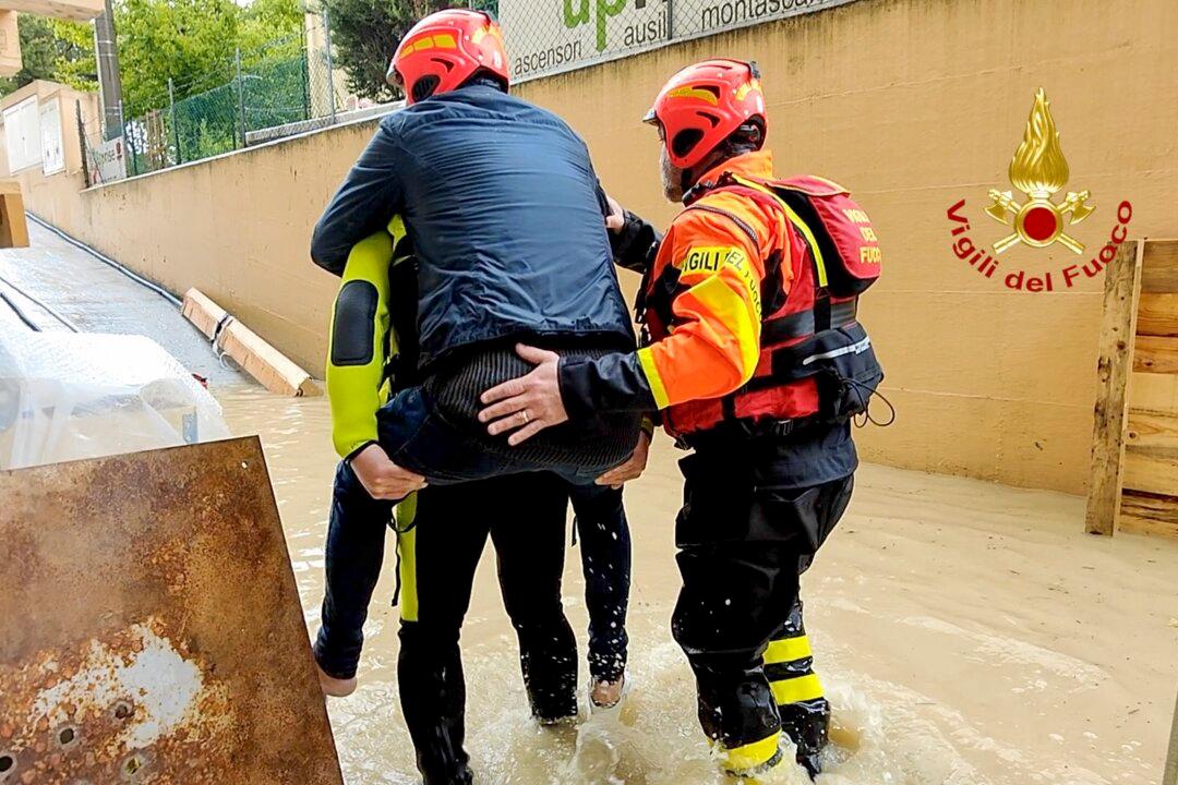 13 Dead, Thousands Forced to Evacuate as Flash Flooding Hits Northern Italy