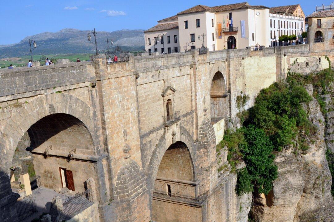 Gorge-Ous Ronda: Quintessentially Spanish