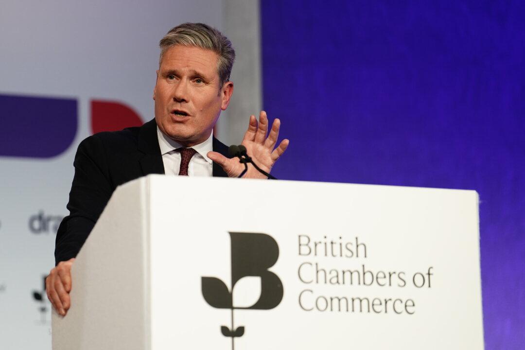Labour Will Allow Housebuilding on Green Belt, Says Starmer