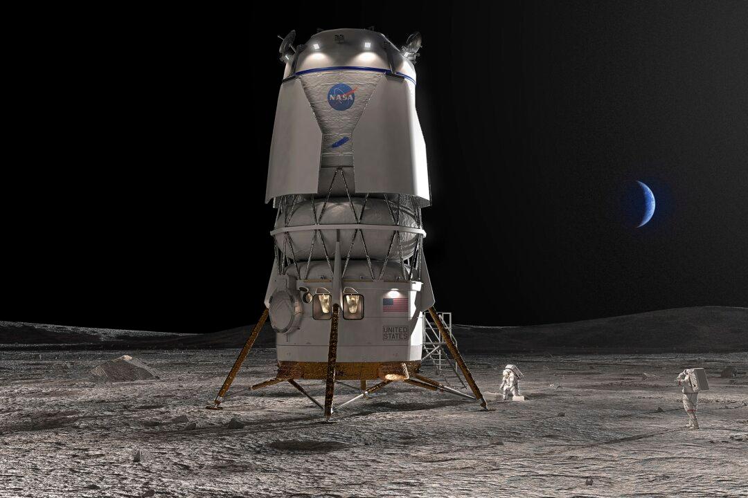 NASA Picks Bezos’s Blue Origin to Build Lunar Landers for Moonwalkers