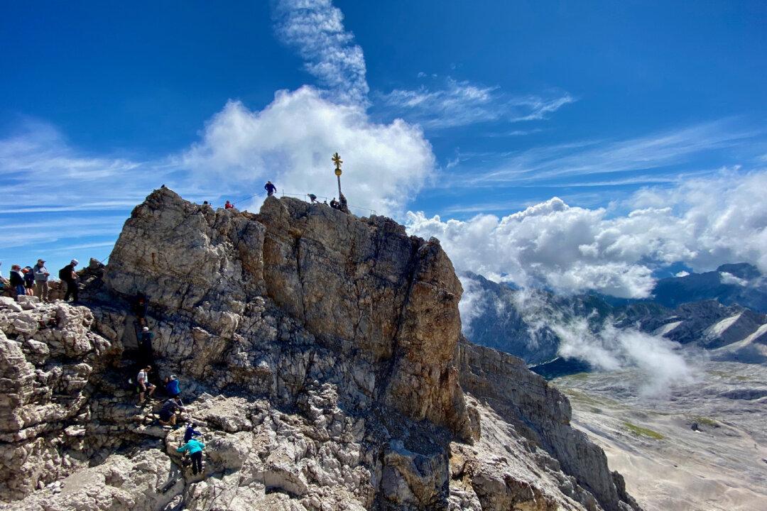 The Best of the Alps: A Bucket List Hiking Adventure