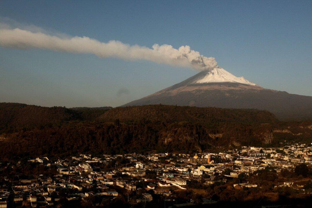Mexico City Airport Shuts Down Operations Due to Volcanic Ash