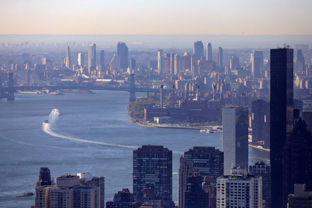 New York City Loses Nearly a Half-Million Residents Since COVID-19