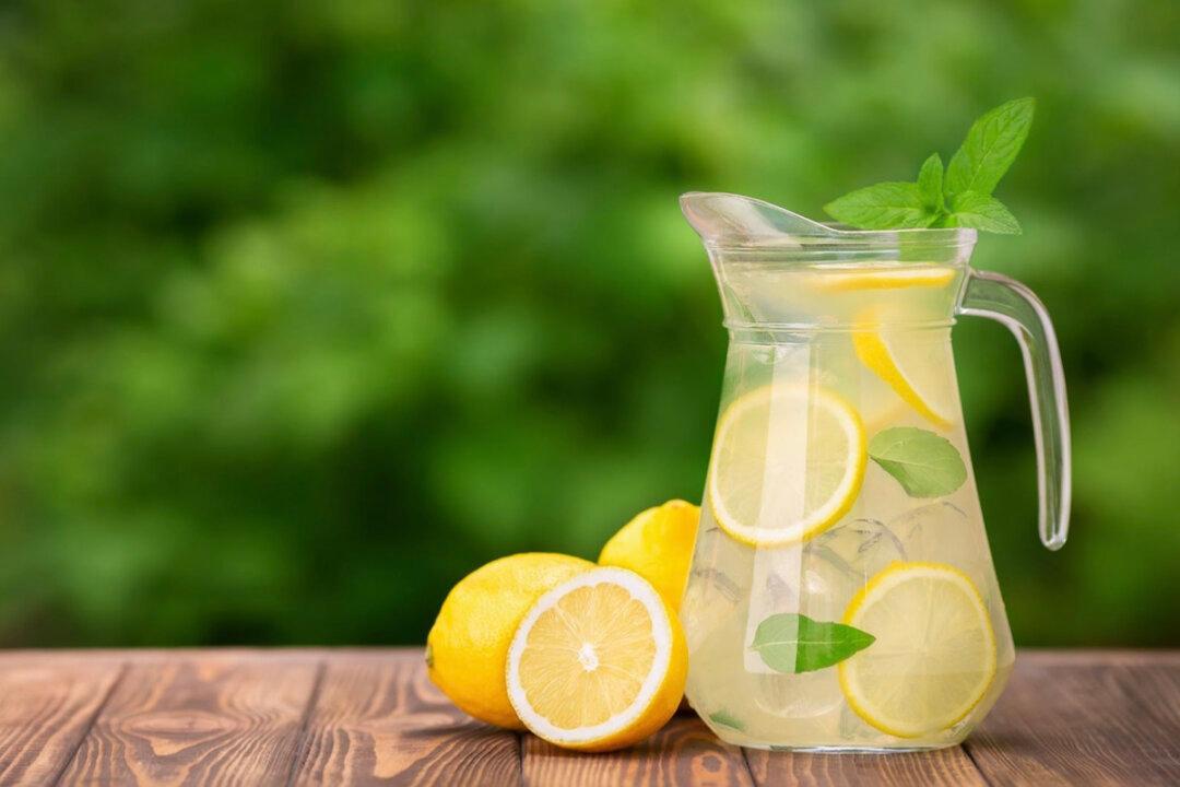 Lemon Water: Anti-Cancer Weight Loss Recipe? Best Ways to Drink It
