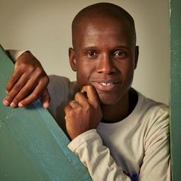Andrew Mambondiyani