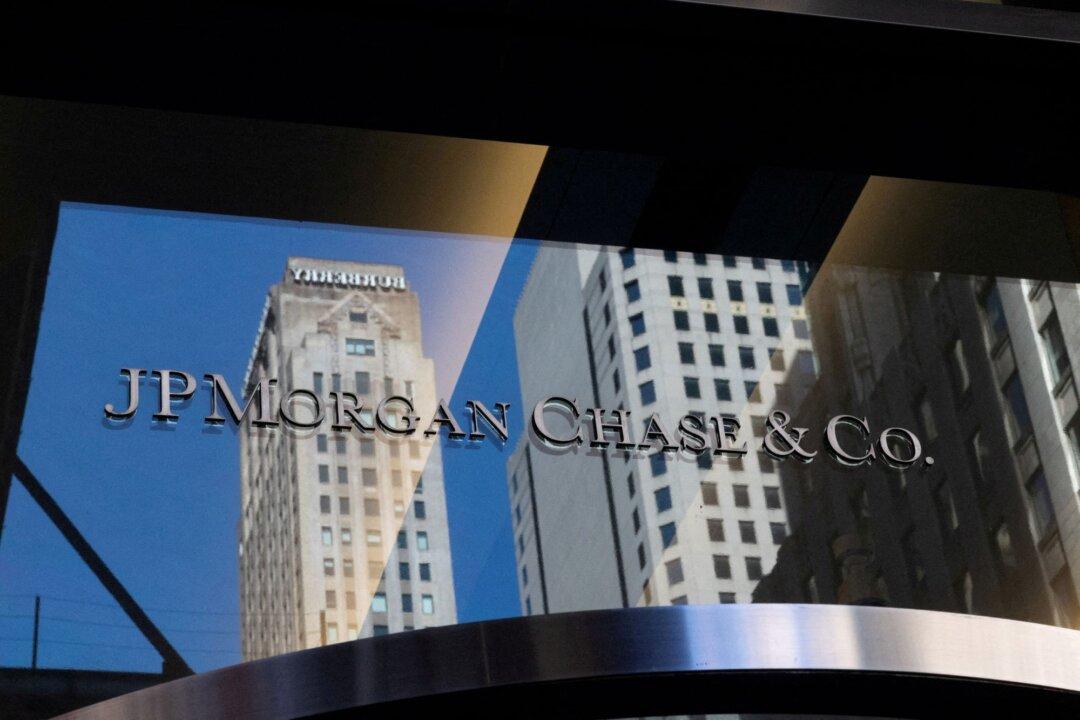 JPMorgan, State Street Pull Out of ‘Woke’ Investment Climate Pact