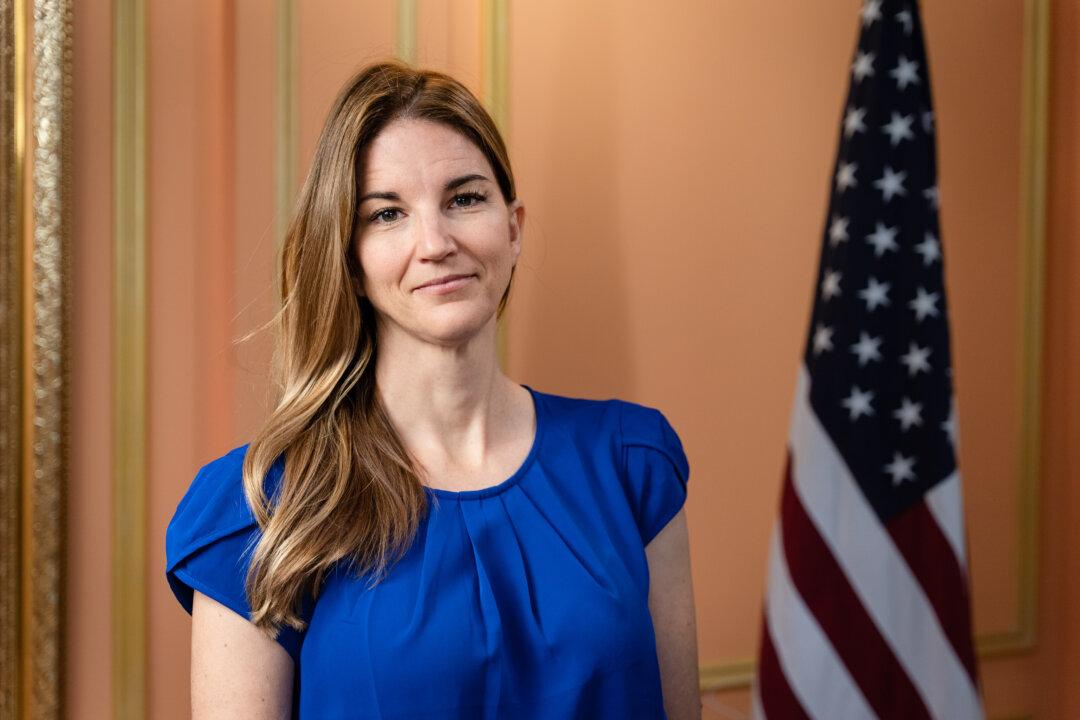 COVID Vaccine-Injured Sue Biden Administration Over Censorship