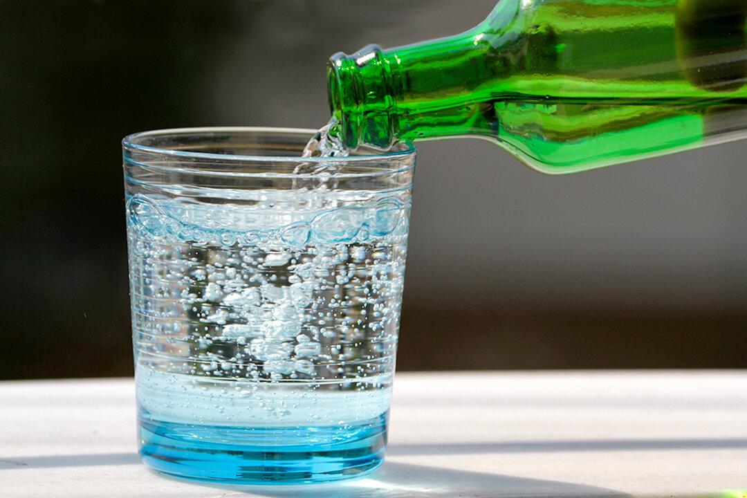 What the Term ‘Natural Flavors’ in Sparkling Water Really Means