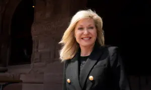 Bonnie Crombie Officially Enters Race to Return as Mississauga Mayor