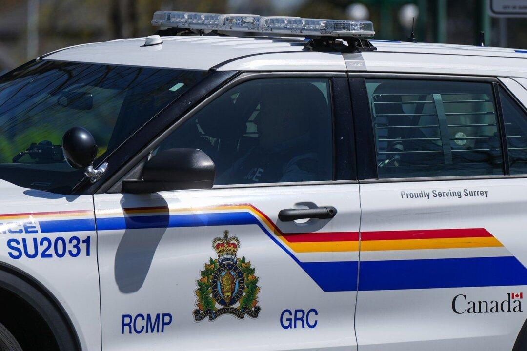 Off-Duty BC RCMP Officer Saves 3 Adults From Burning House
