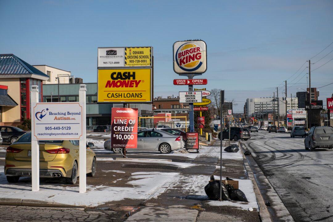 Loophole in Bill Allows Payday Lenders to Charge 365% Interest Rates, Senate Committee Hears