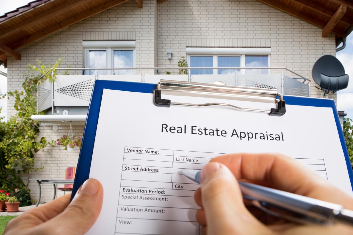 What Goes Into a Home Appraisal?