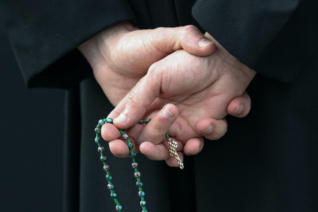 Conservative Christian Coalition Urges Defunding of US Bishops and Liberal Churches to Combat Marxist Ideology