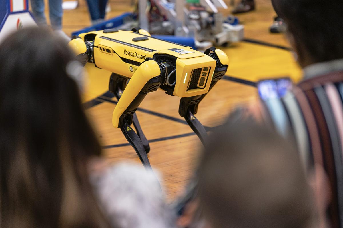 LA City Council Approves ‘Robot Dog’ Donation for LAPD Despite Concerns Over Surveillance