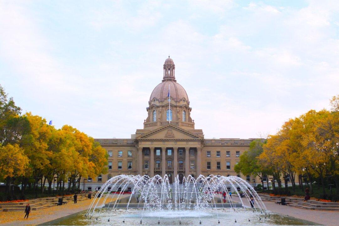 Alberta Introduces Workplace Guidelines for Mental Health, Addiction Support