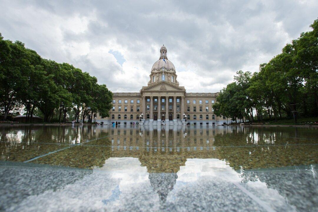 Alberta Ends Fiscal Year With $11.6 Billion Surplus, Surpassing Budget Predictions