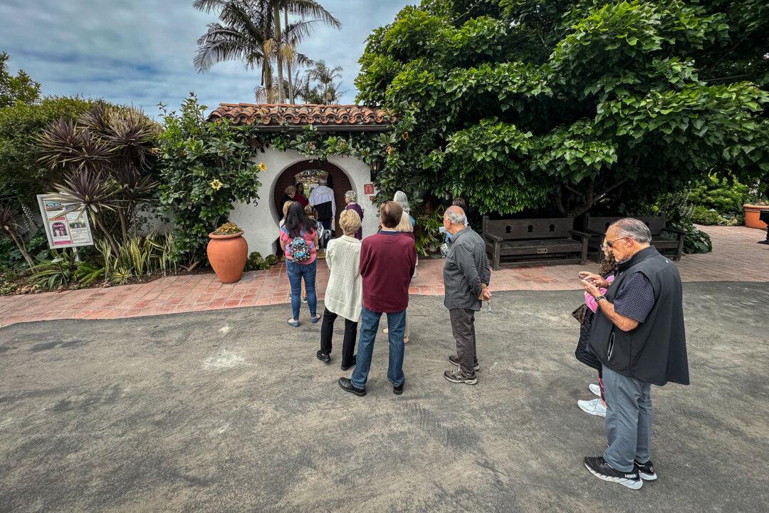 San Clemente’s Casa Romantica Reopens After Recent Landslide