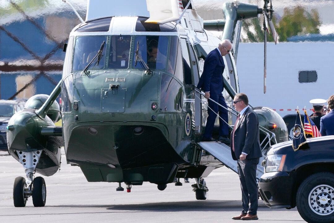 President Attends 2nd Grandchild’s Graduation as Daughter of Biden’s Late Son Leaves High School