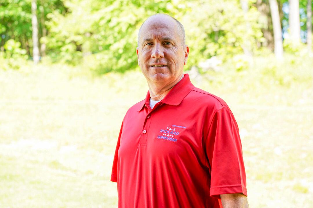 Former Mount Hope Police Chief Paul Rickard Runs for Town Supervisor