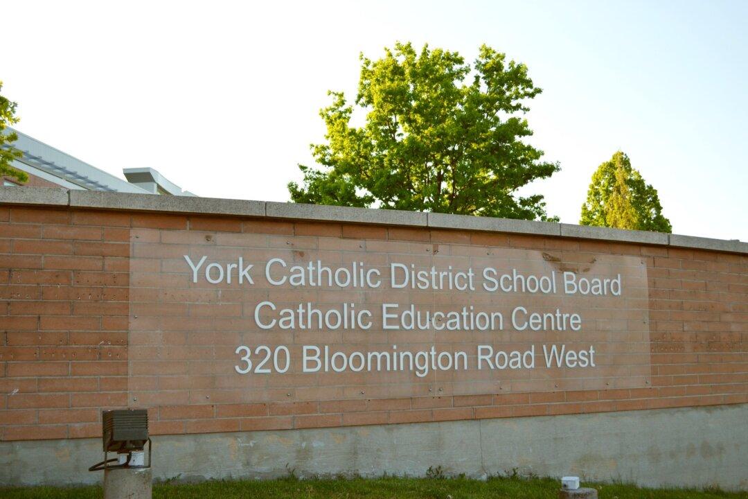 For True Inclusivity, School Boards Should Only Promote the Canadian Flag