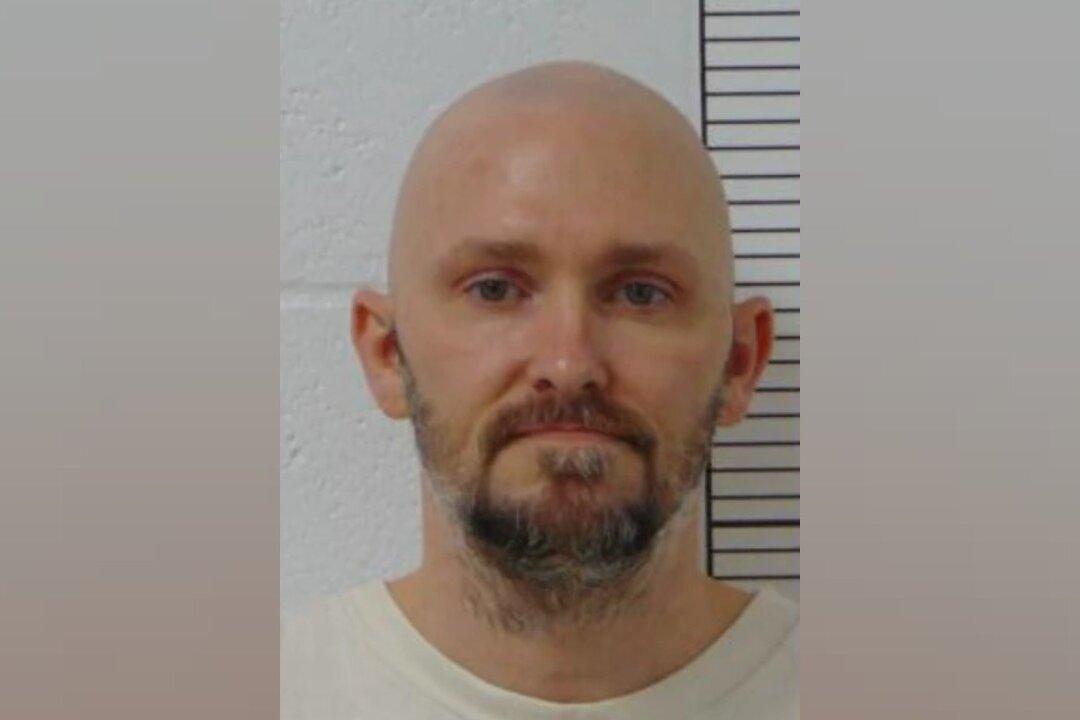 Missouri Man Executed for Killing 2 Jailers During Failed Bid to Help Inmate Escape in 2000