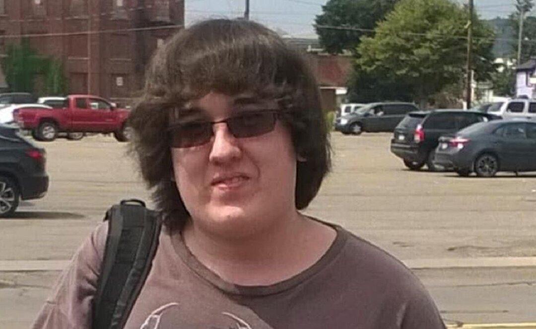 Family of College Student Who Died From COVID-19 Vaccine Sues Biden Administration