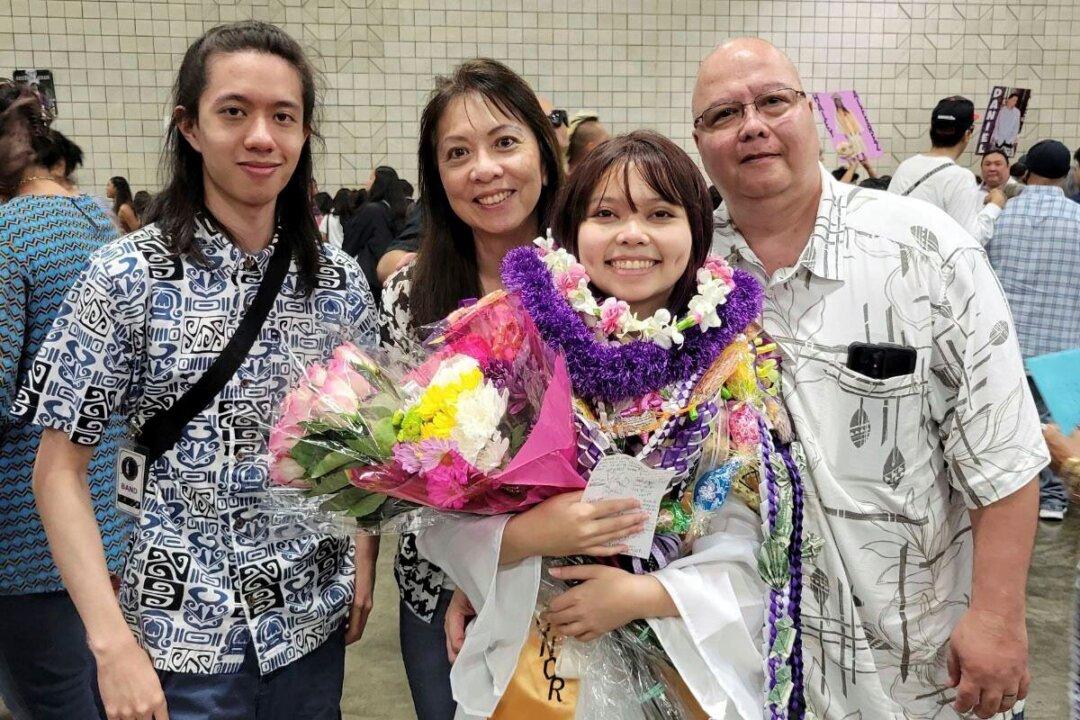 Authorities Recover Bodies of 2 Sisters After Vessel Found Submerged in Alaska; 2 Still Missing