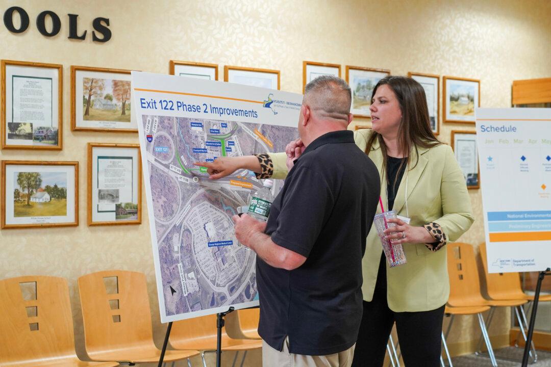 NY Department of Transportation Informs Residents of Exit 122 Improvements in Wallkill