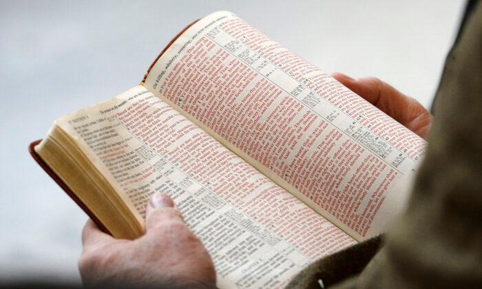 Utah School District Reverses Bible Ban After Appeals and Protests