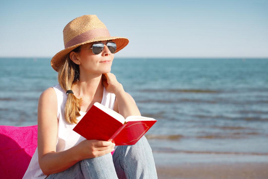 Vacation by the Book: The Joys and Benefits of Popcorn Reading