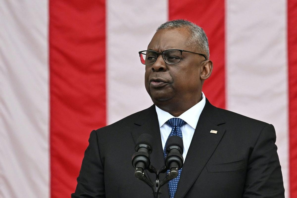 Defense Secretary Tightens Classified Information Controls After Ukraine War Documents Leak