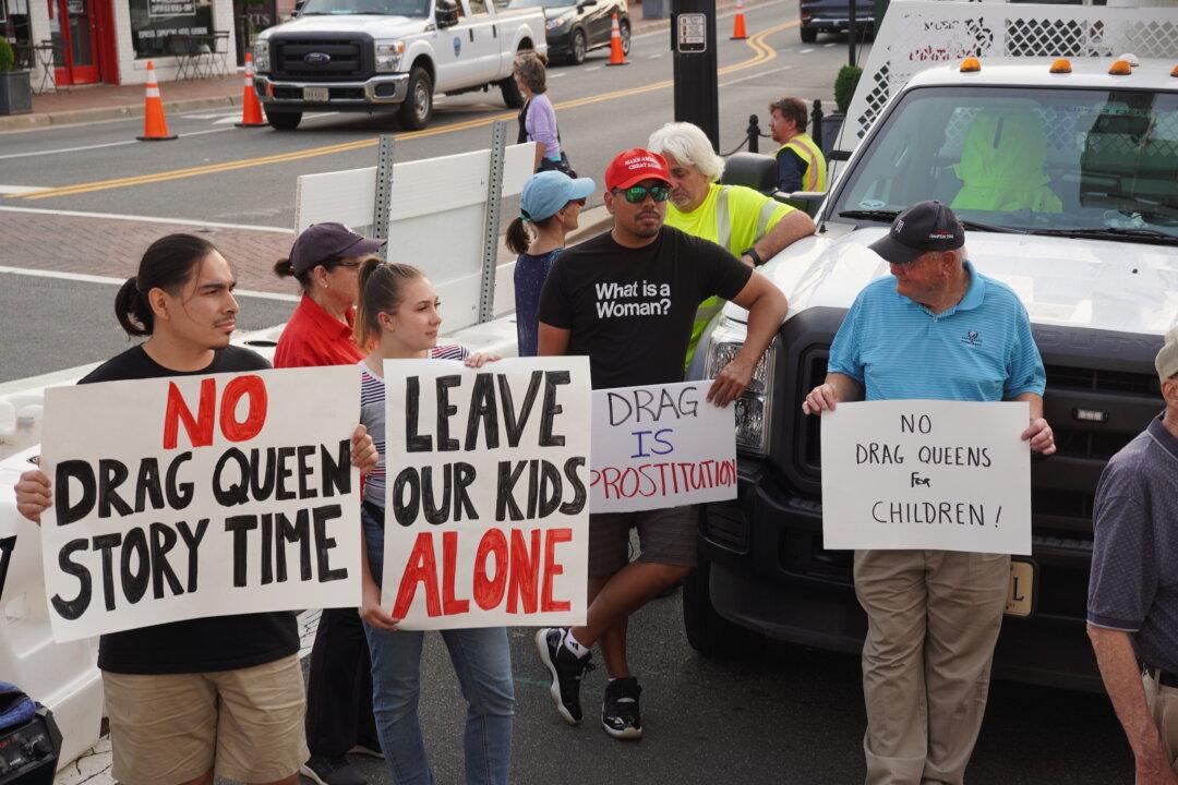 Drag Queens at Children’s Events Aren’t Undergoing Background Checks