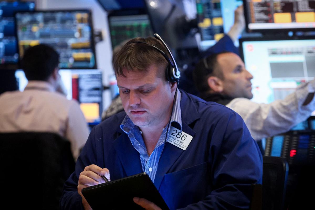 Wall Street Opens Higher as Investors Eye Inflation Data, Fed Verdict