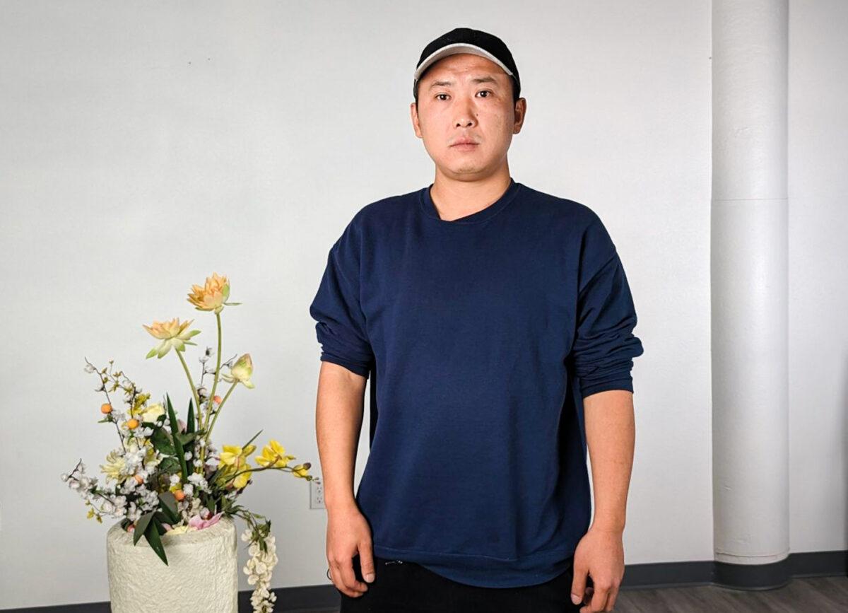 Chinese dissident Hu Yang in Los Angeles in May 2023. (Shawn Ma/The Epoch Times)