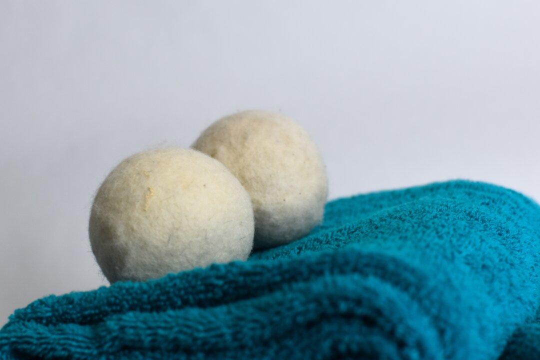 How to Use Wool Dryer Balls and Why You Should