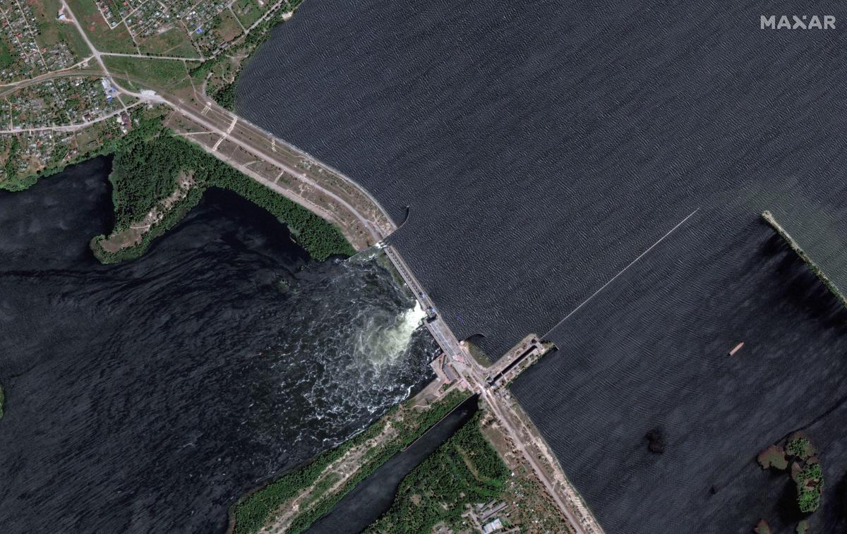 Ukraine, Russia Blame Each Other for Destruction of Critical Dam as Thousands Evacuated Amid Widespread Flooding