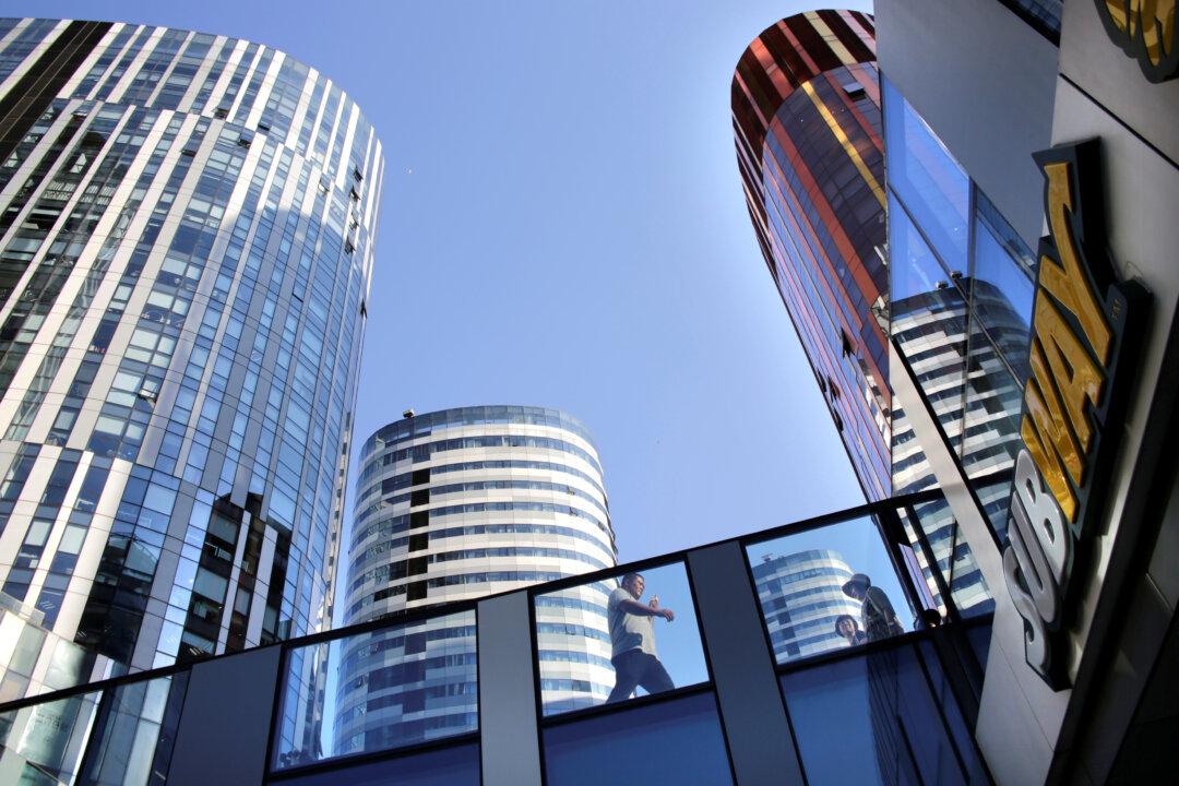 China’s Producer Price Inflation Falls 4.6 Percent in May Amid Overall Deflation Risk