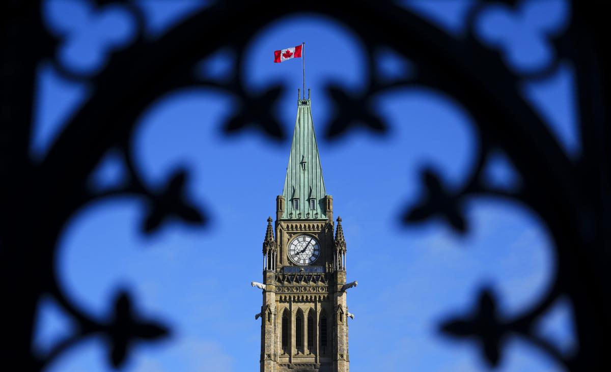 Group Marches to Chinese Military Anthem During Parliament Hill Protest