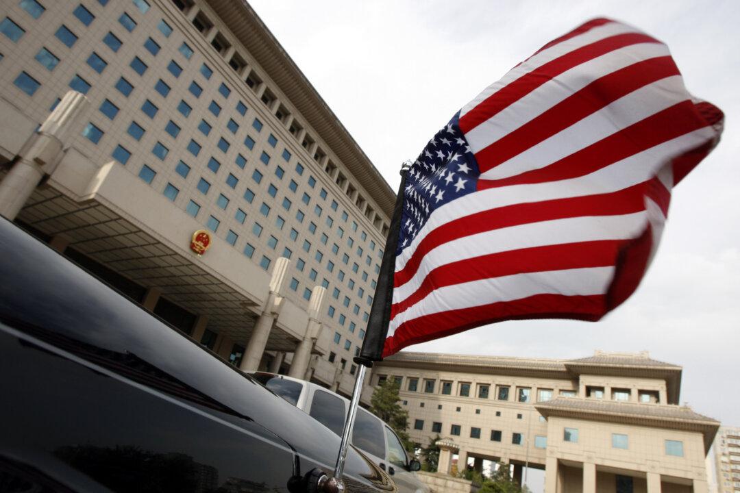 Lawmakers Urge Not to Renew US-China Tech Deal, Citing ‘Destructive’ Risk