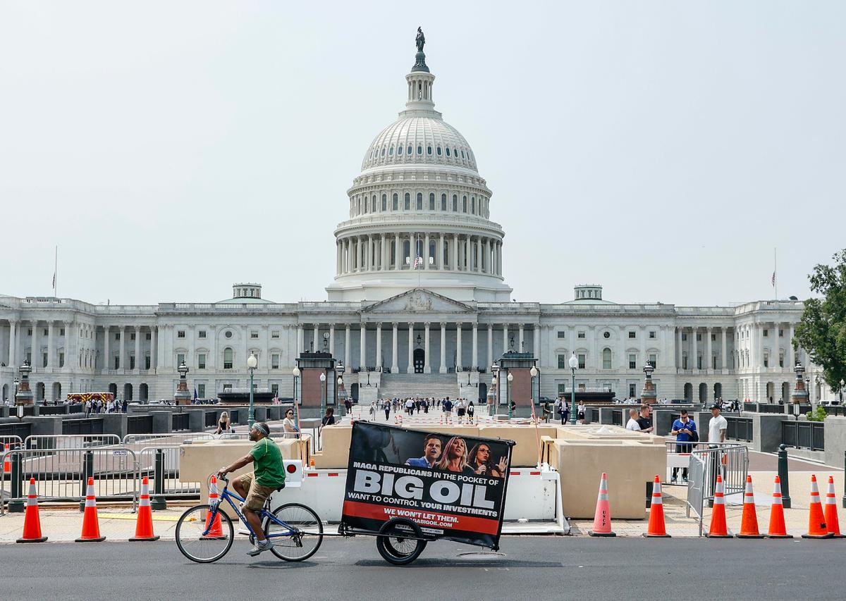 IN-DEPTH: Deluge of Money Into ESG Funds Slows to Trickle