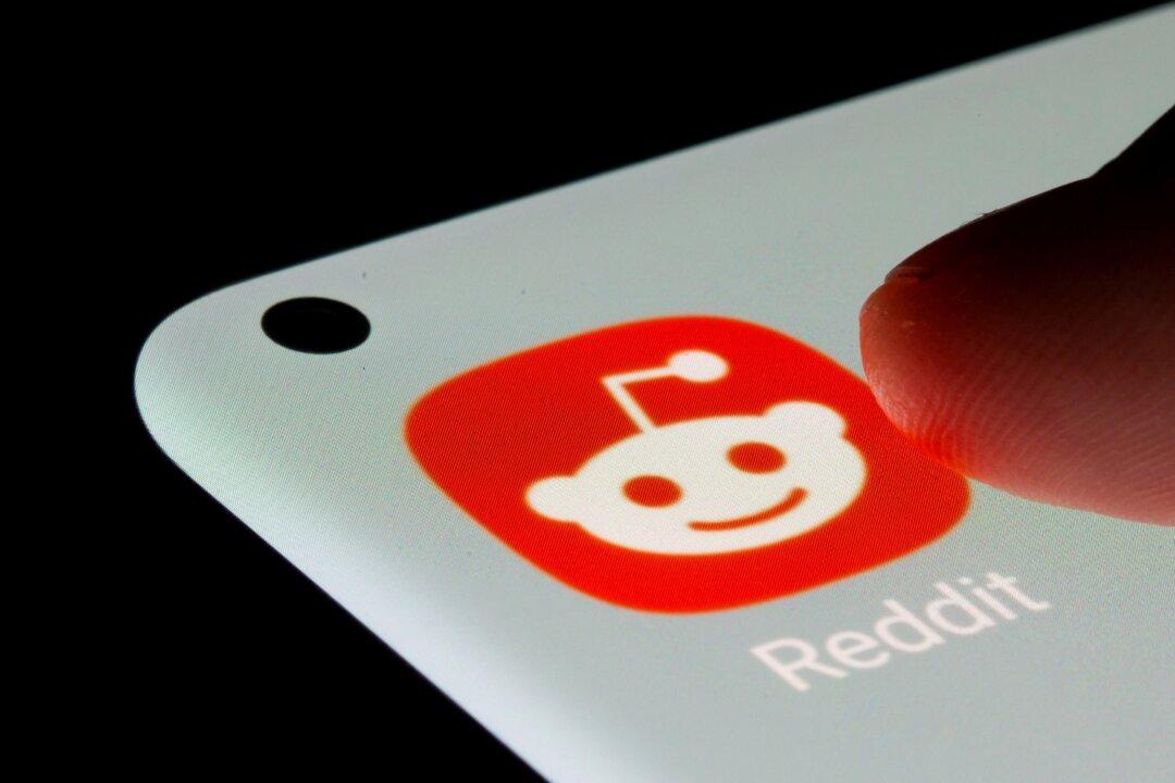 Reddit Goes Offline Amid Mass Community Protests Over New Pricing Policy
