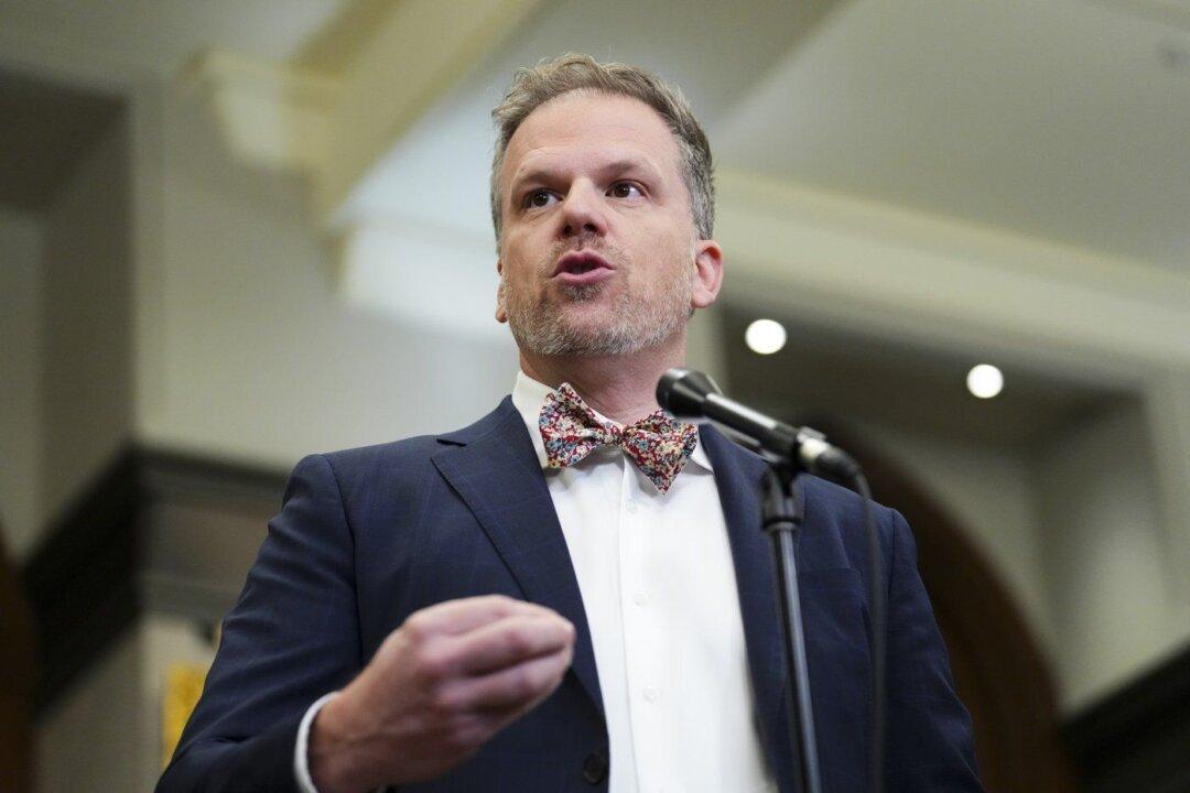 Federal Liberals Want to Make Hybrid Work Permanent for Members of Parliament