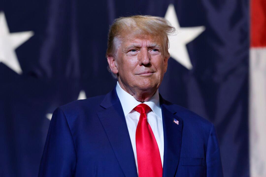 Trump’s $45.5 Million Campaign Haul Dwarfs GOP Rivals’ Third-Quarter Tallies