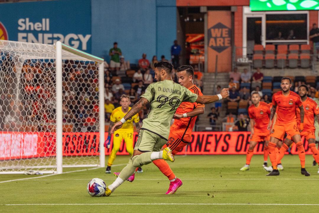 Dynamo Pound LAFC 4–0 for Sixth Win at Home