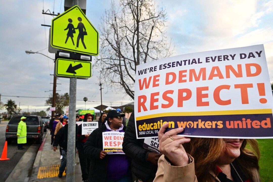 Is It Time for Good Teachers to Decertify Their Union?