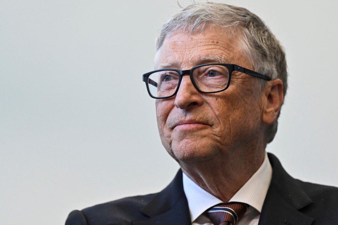 Jeffrey Epstein Referred Bill Gates, Elon Musk to Major Bank: Former Executive