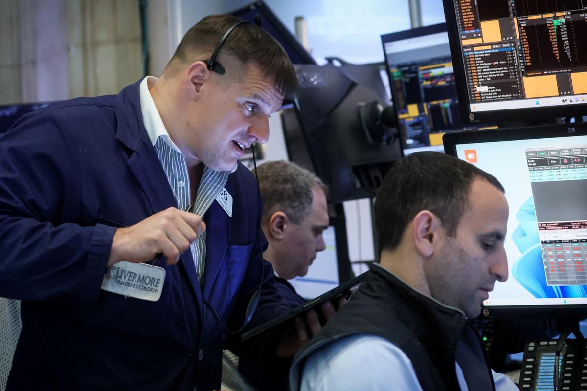 Wall Street Opens Lower on Concerns Over Hawkish Fed